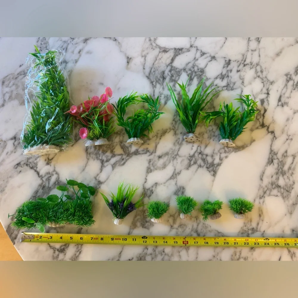 NIB Bundle of 11 Artificial Plastic Aquarium plants fish tank decor colorful